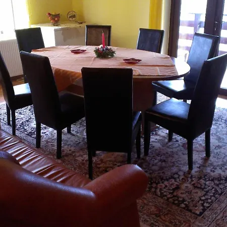 Casa de hóspedes Pensiunea Iulia *